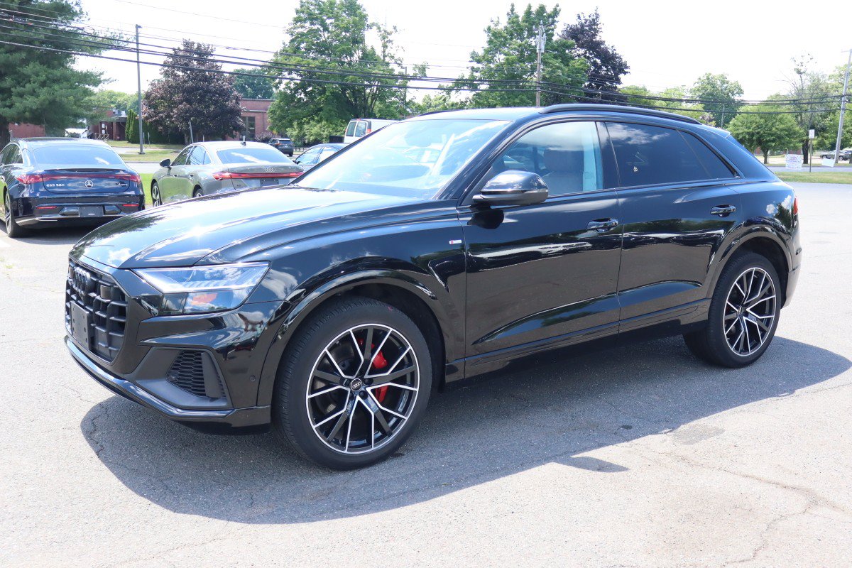 2023 Audi Q8 55 Premium Plus Tiptonic quattro's photo