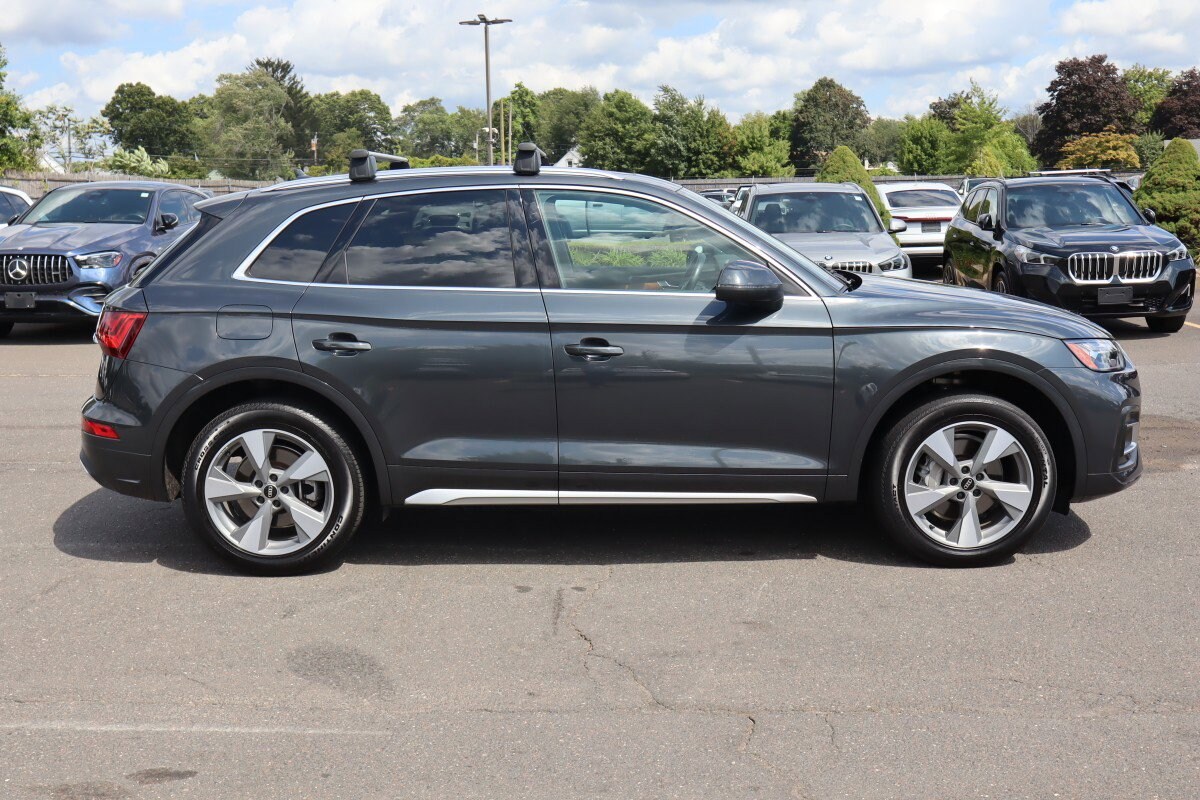 2023 Audi Q5 Premium Plus photo 4
