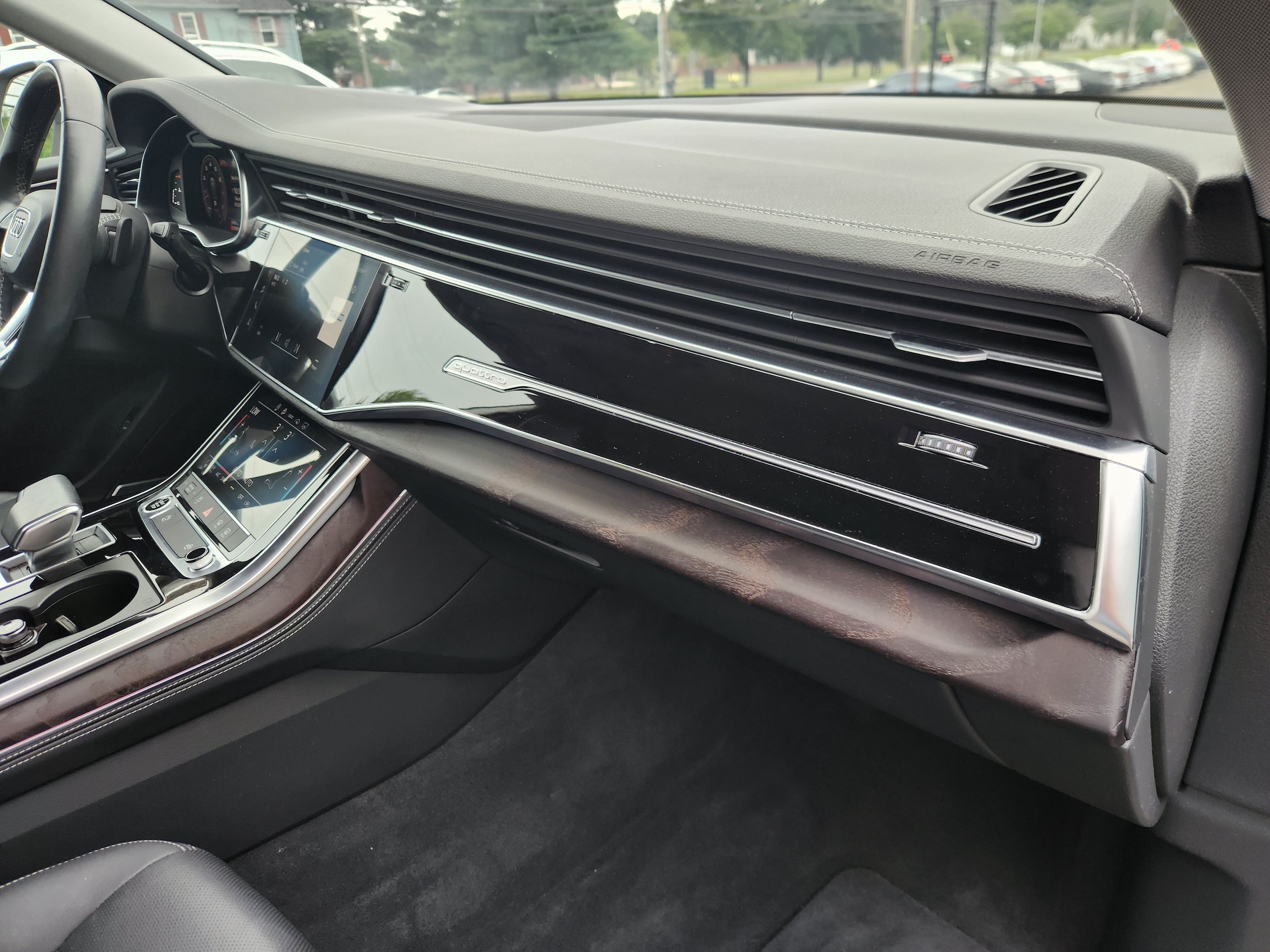 2023 Audi Q8 Premium Plus - Photo 37