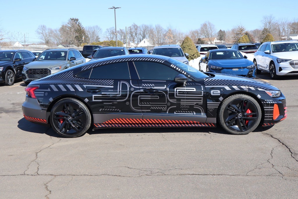 2023 Audi RS e-tron GT Base photo 4