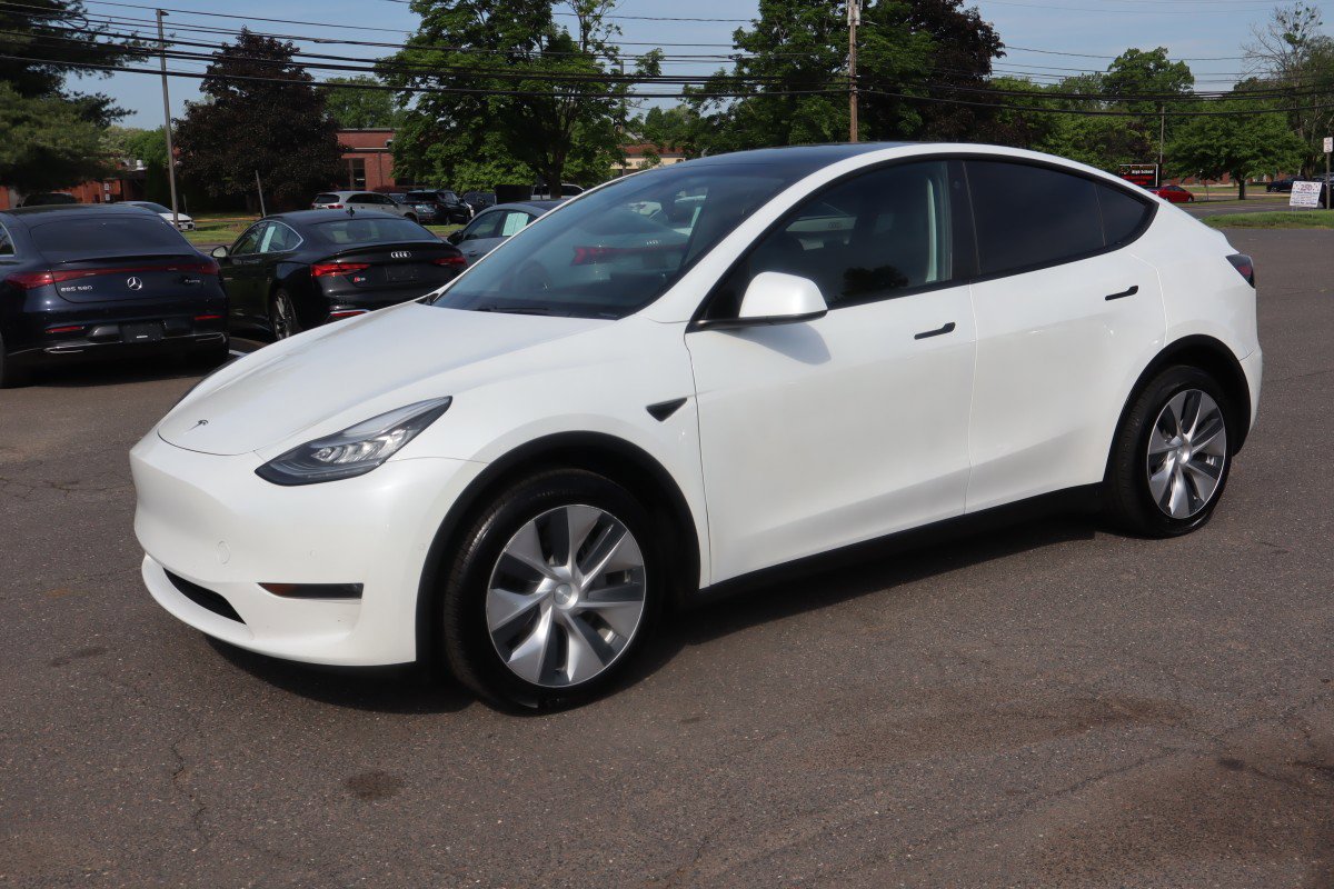 2020 Tesla Model Y Long Range Dual Motor All-Wheel Drive's photo