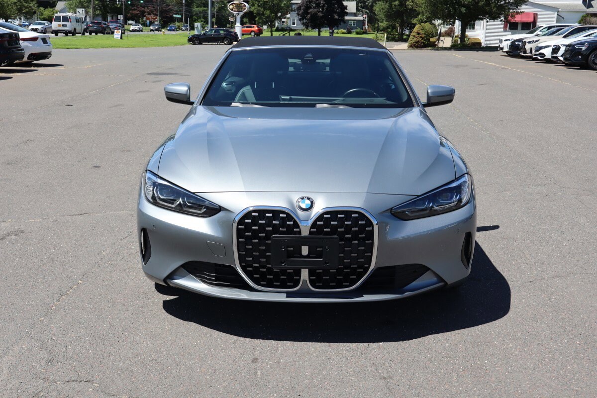 2024 Bmw 430i xDrive Convertible photo 2
