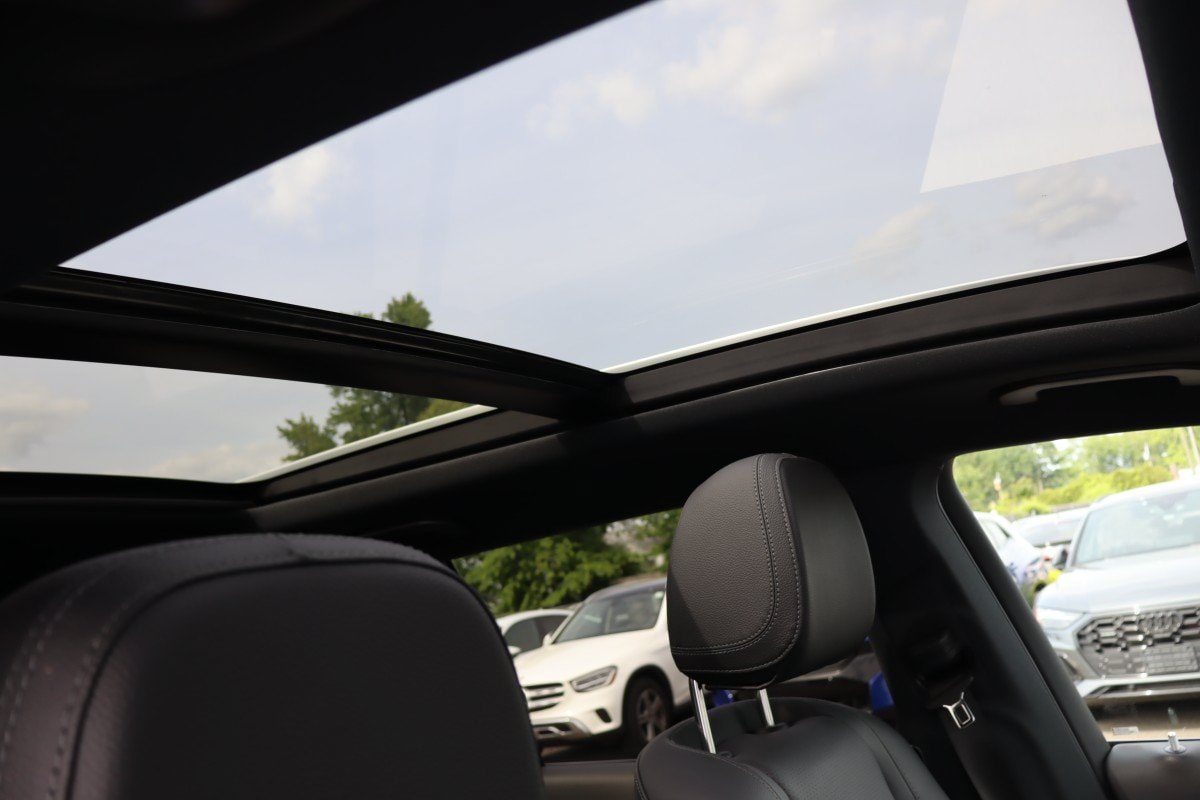 2025 Mercedes-Benz GLS Base - Photo 16
