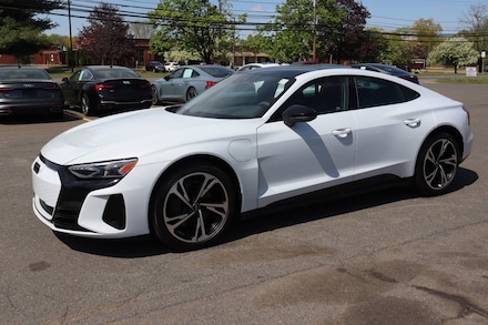 2023 Audi e-tron GT Premium Plus quattro Performance Sedan