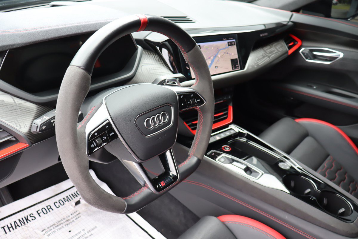 2023 Audi RS e-tron GT Base - Photo 10