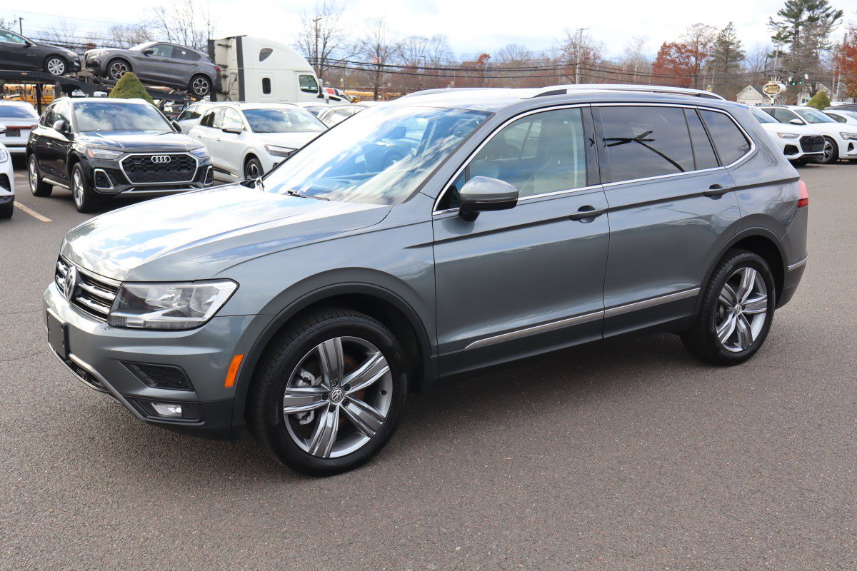 2021 Volkswagen Tiguan SEL's photo