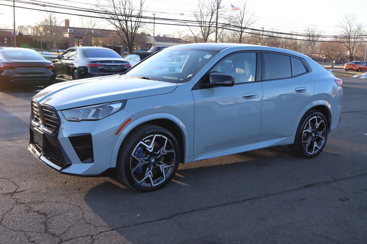 2025 BMW X2 35i's photo