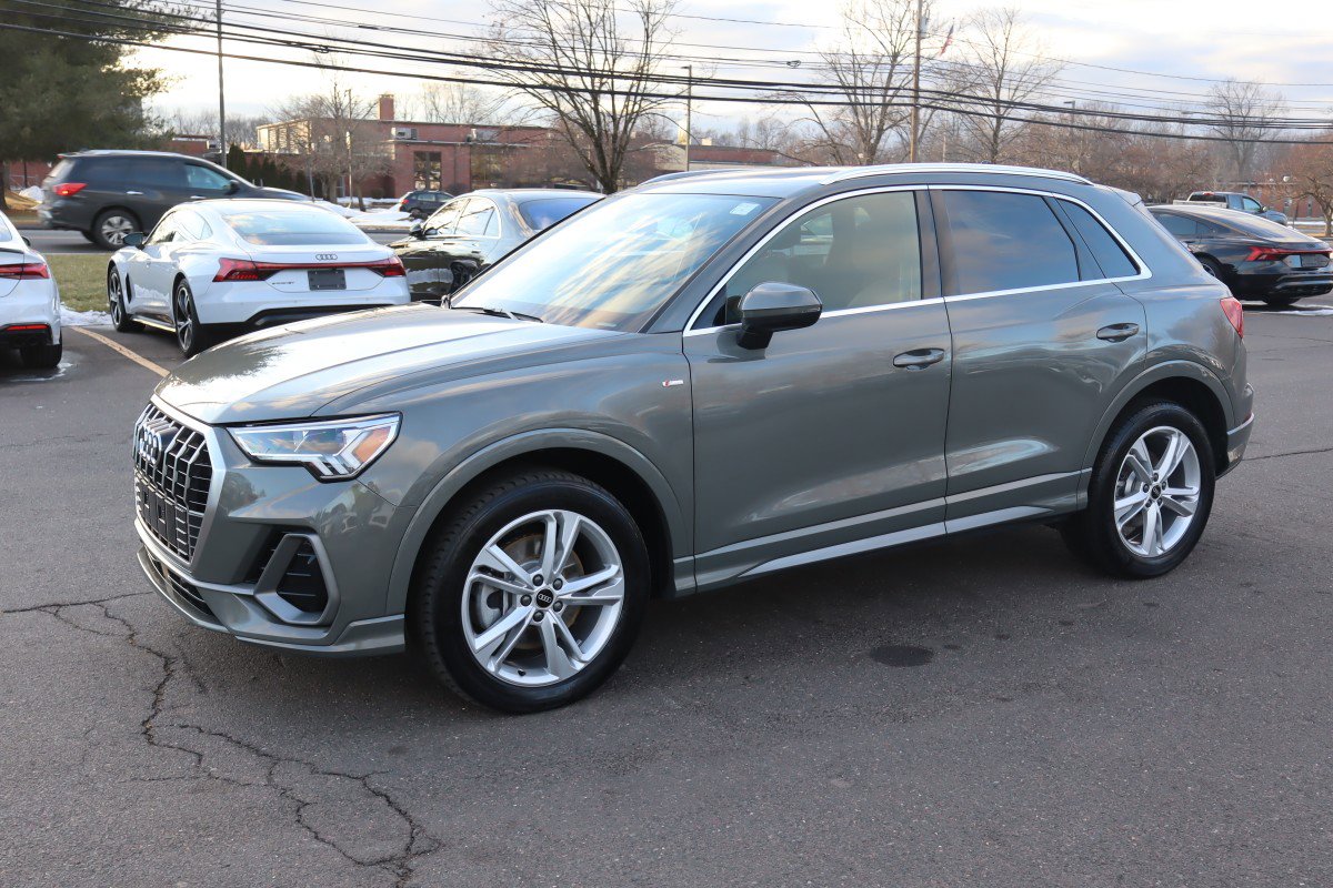 2023 Audi Q3 S Line Premium's photo