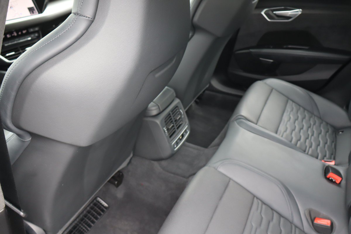 2023 Audi RS e-tron GT Base - Photo 24