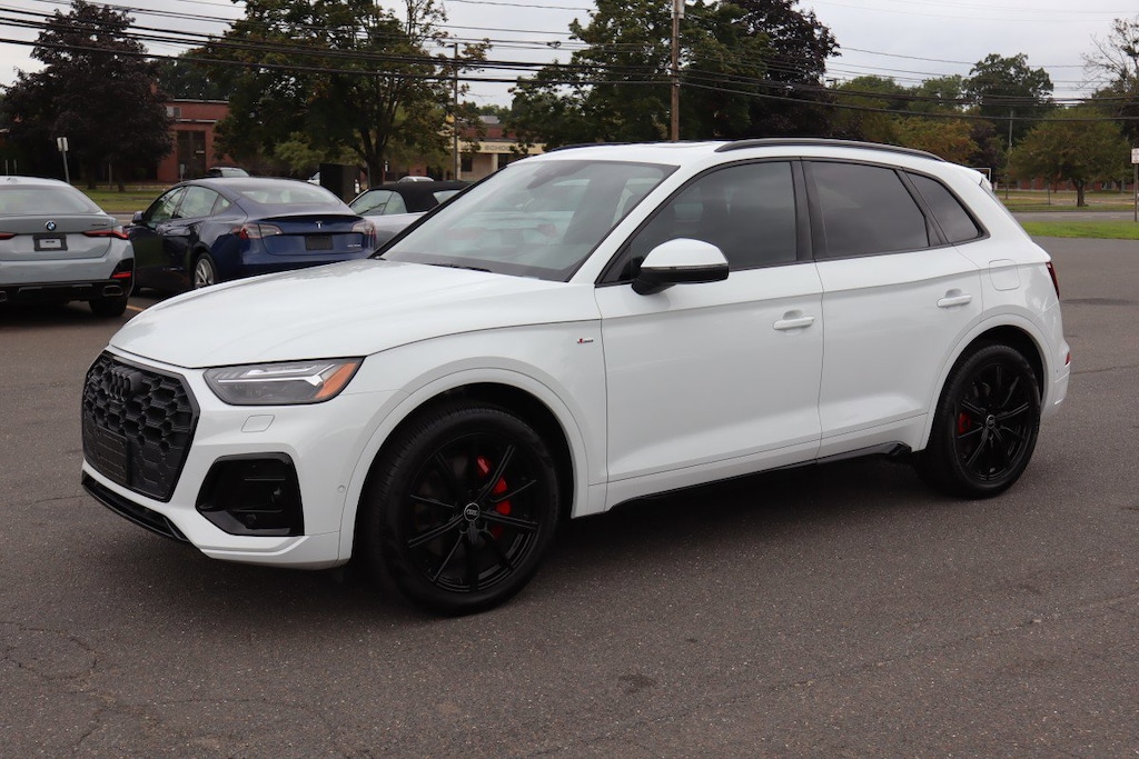 Used 2025 Audi Q5 e S line Prestige 55 TFSI e quattro Black Optic Spor SUV