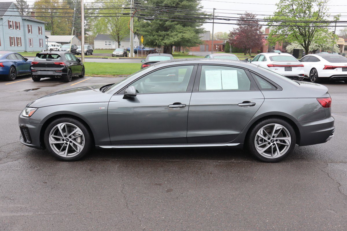 2025 Audi A4 Premium - Photo 8