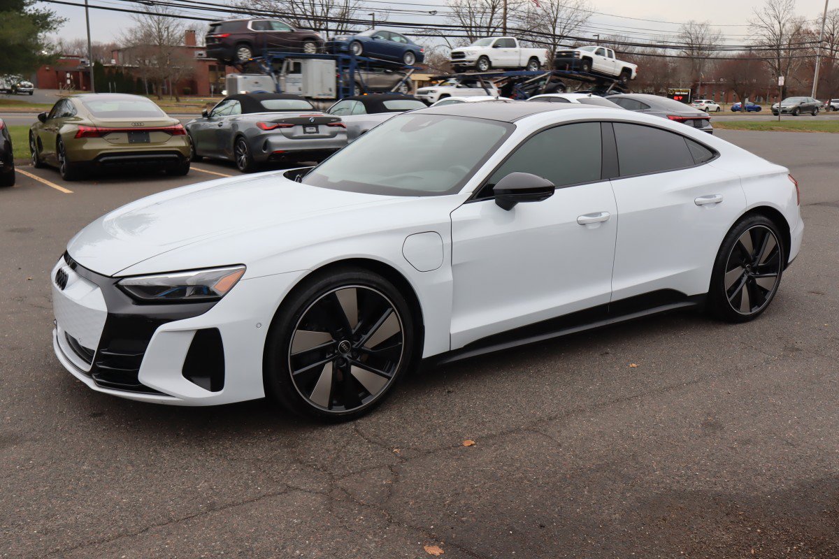 2023 Audi e-tron GT Prestige's photo