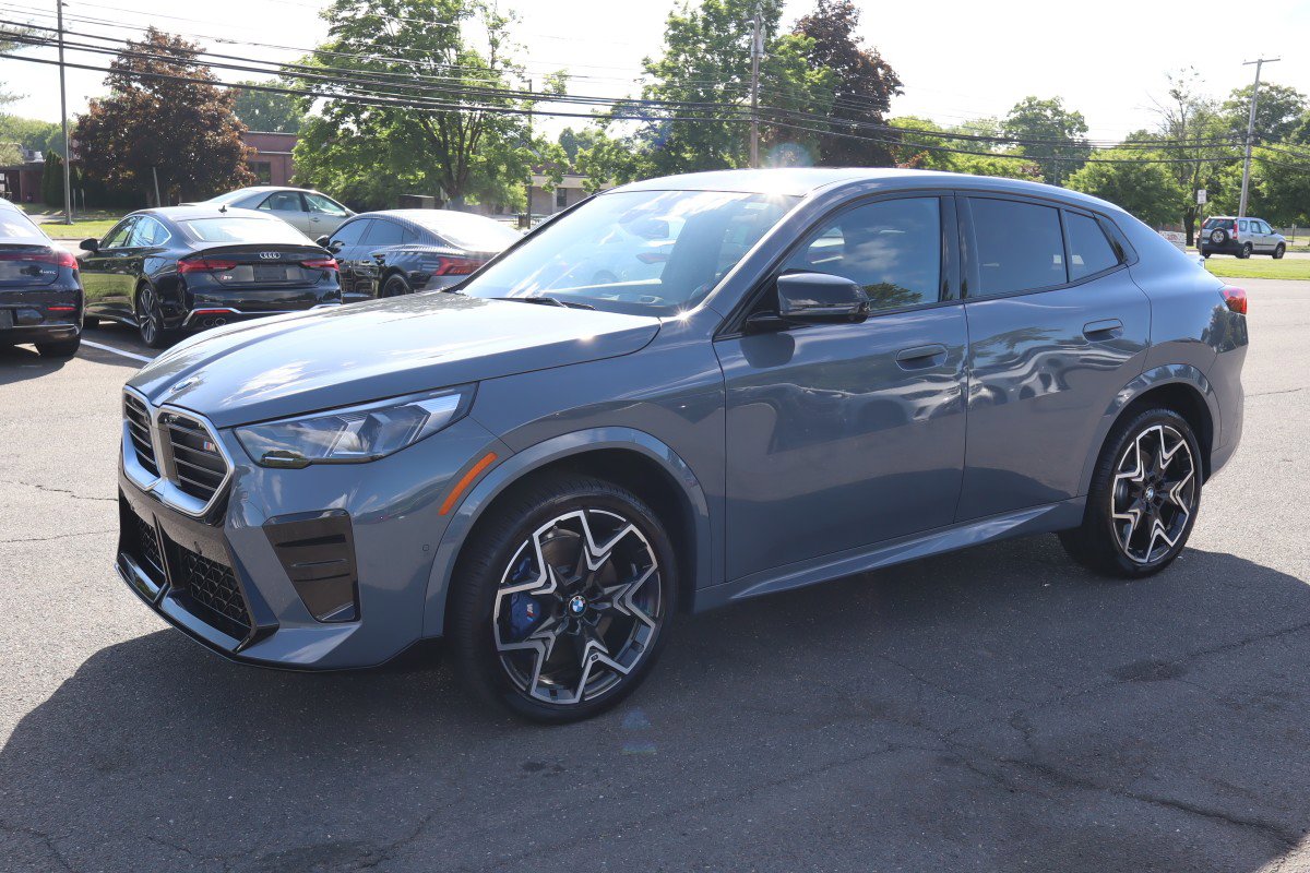 2025 BMW X2's photo