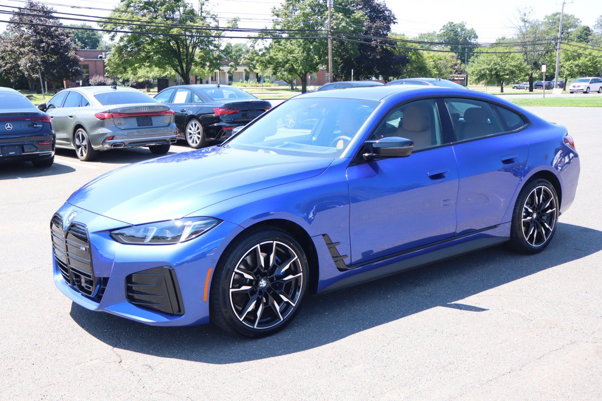2025 BMW i4 M50