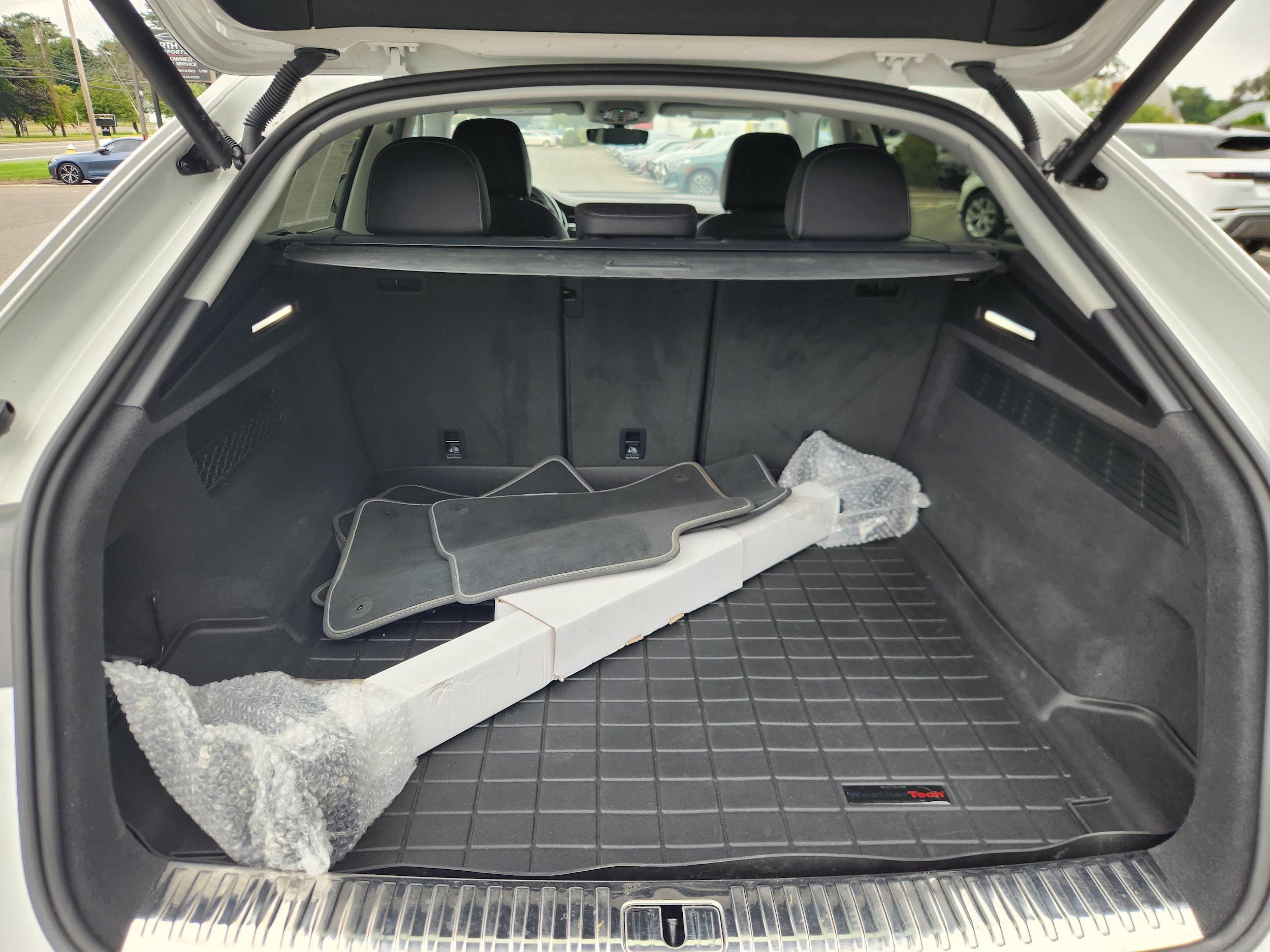 2023 Audi Q8 Premium Plus - Photo 35