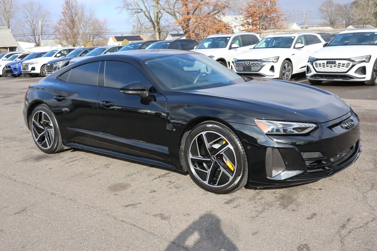 2023 Audi RS e-tron GT Base photo 3