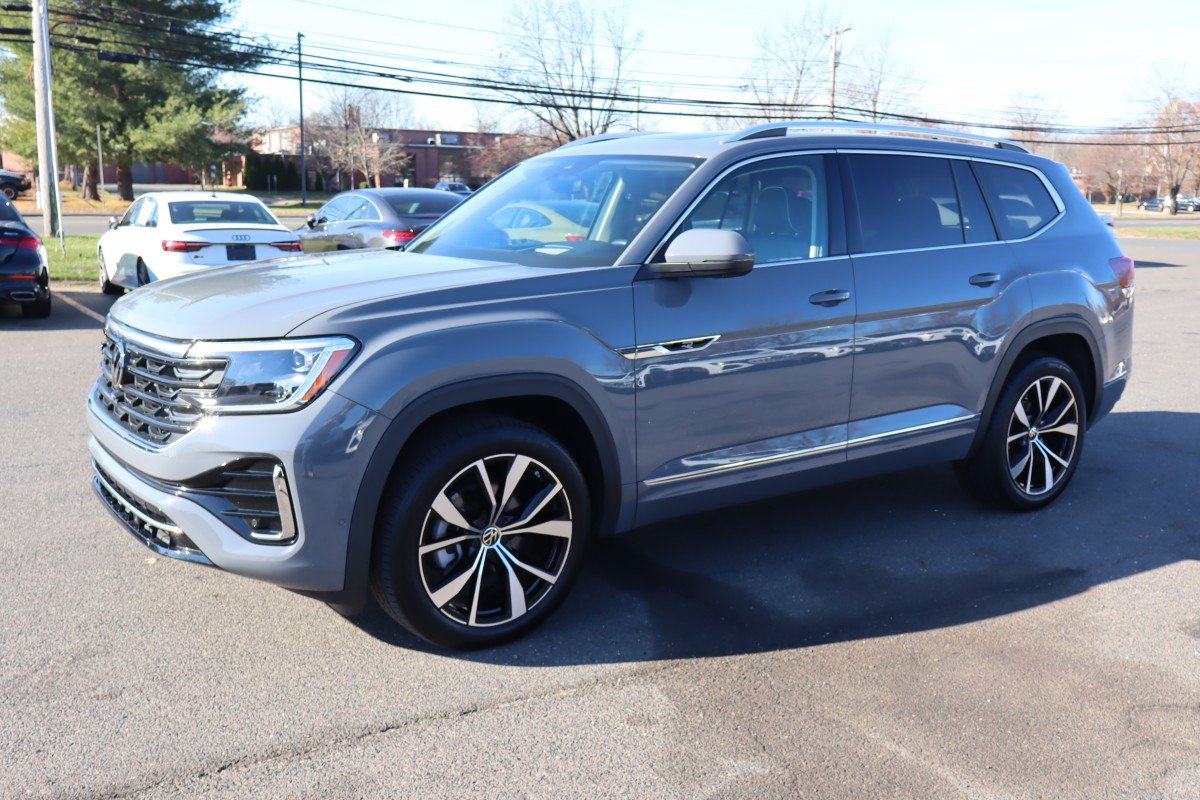 2025 Volkswagen Atlas SEL Premium R-Line's photo