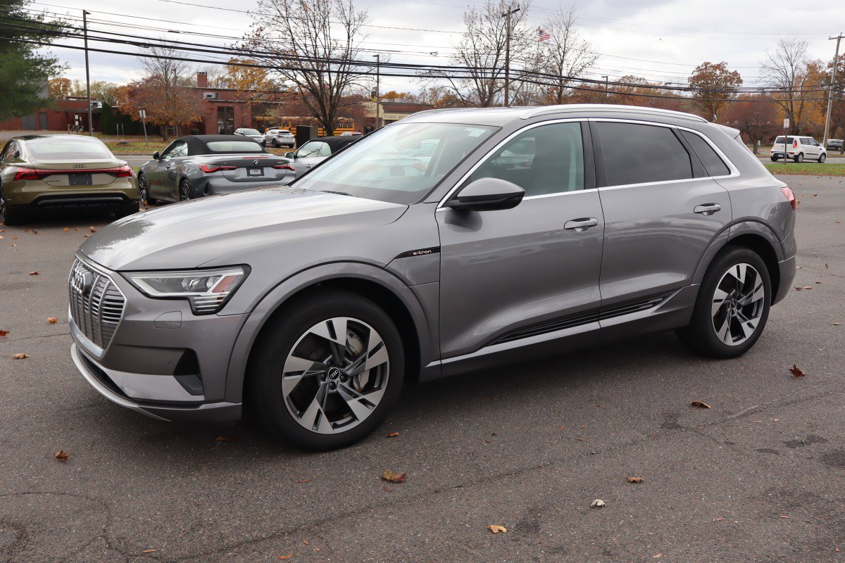 2021 Audi e-tron Premium