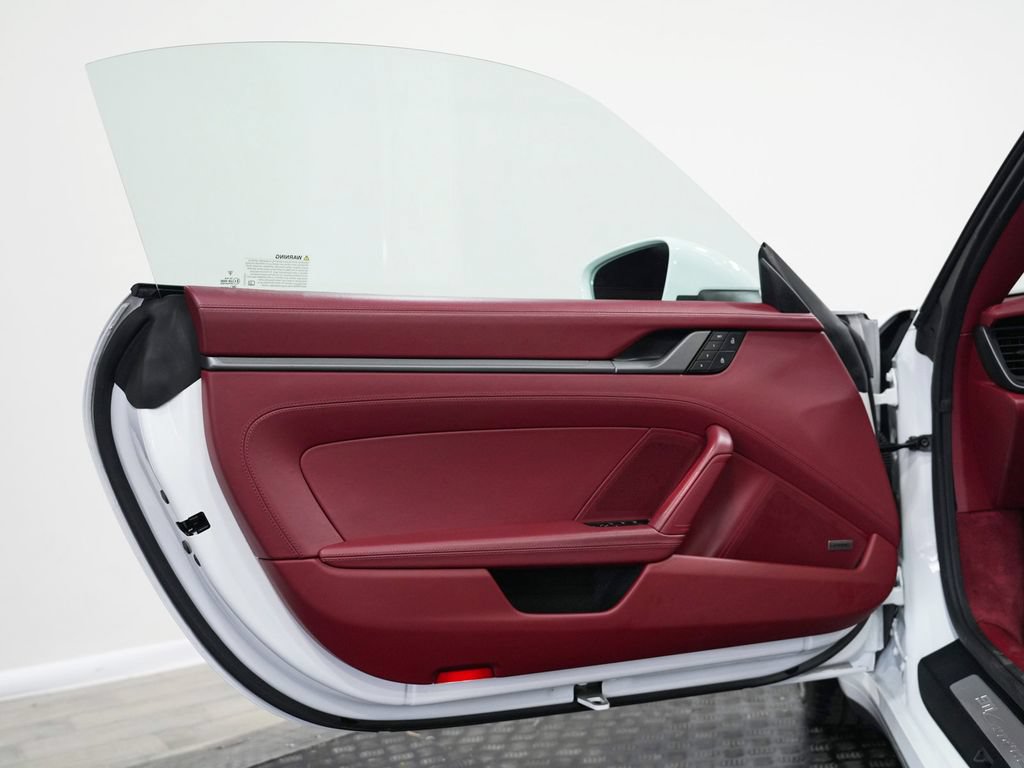 2024 Porsche 911 S - Photo 17