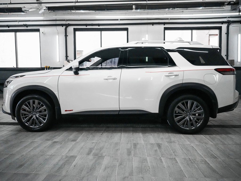 2022 Nissan Pathfinder SL