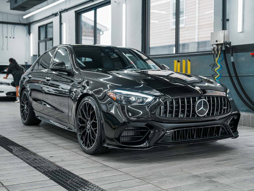 2024 Mercedes Benz C AMG 63 S E PERFORMANCE photo 2