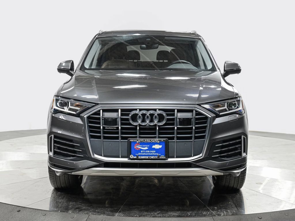 2023 Audi Q7 45 Premium photo 2