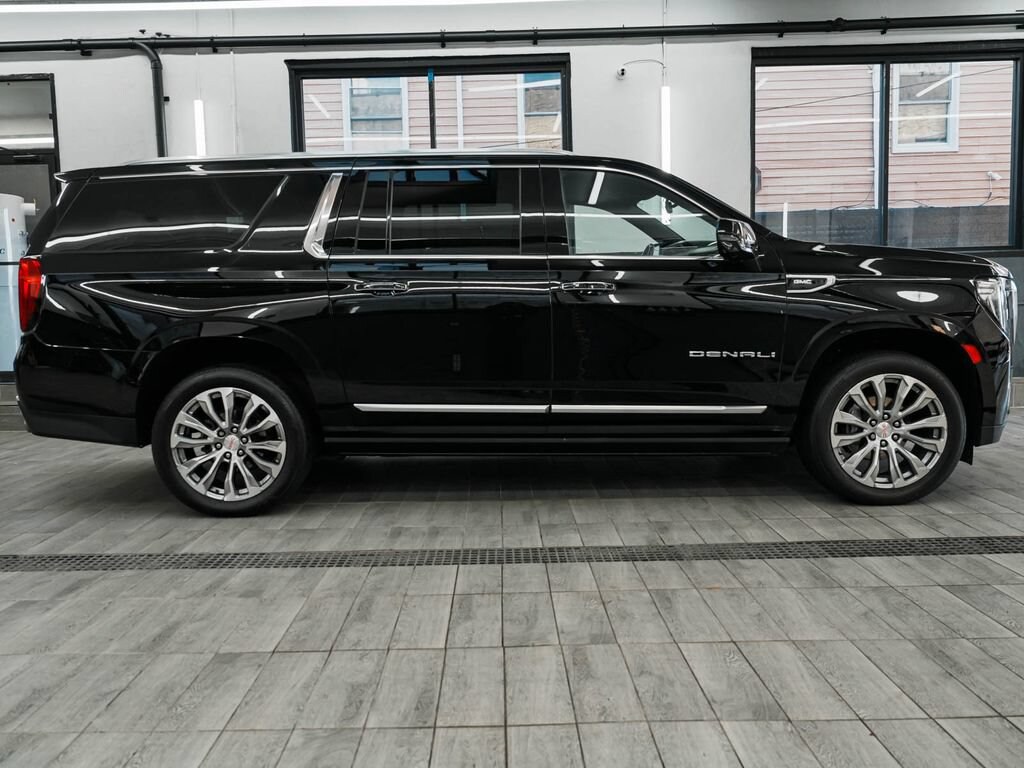 Used 2022 GMC Yukon XL Denali SUV