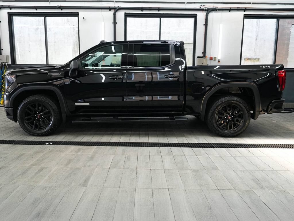 Used 2023 GMC