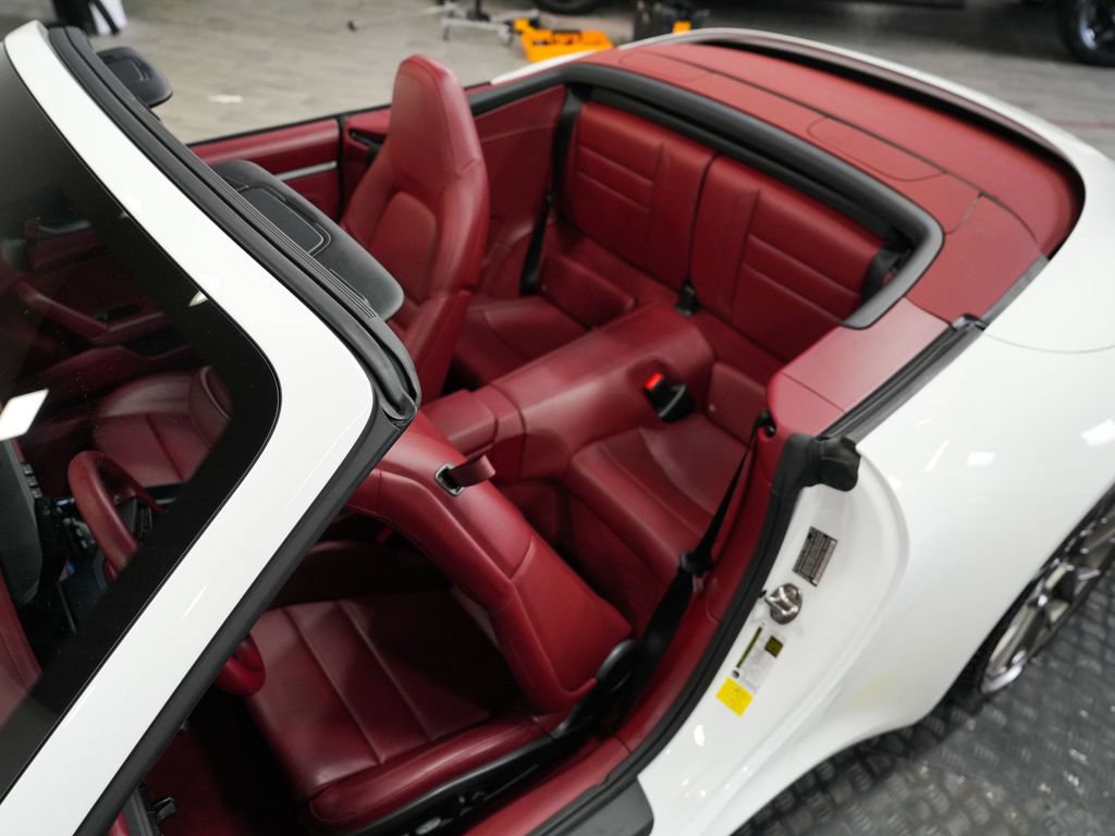2024 Porsche 911 S - Photo 37