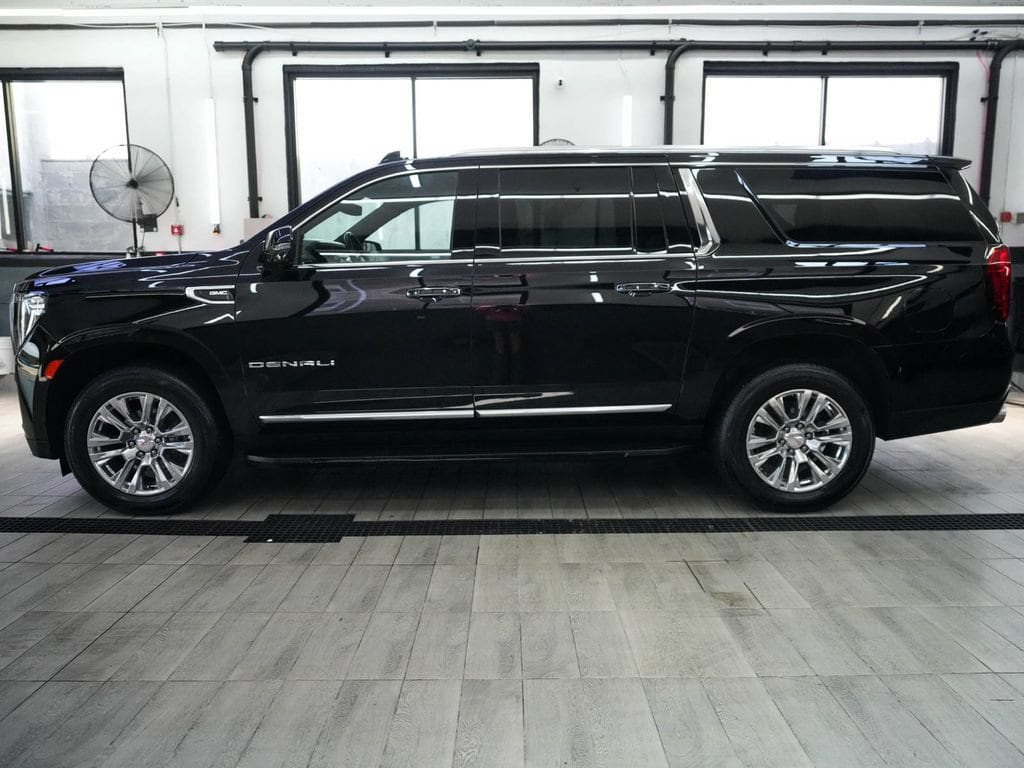 Used 2022 GMC Yukon XL Denali SUV