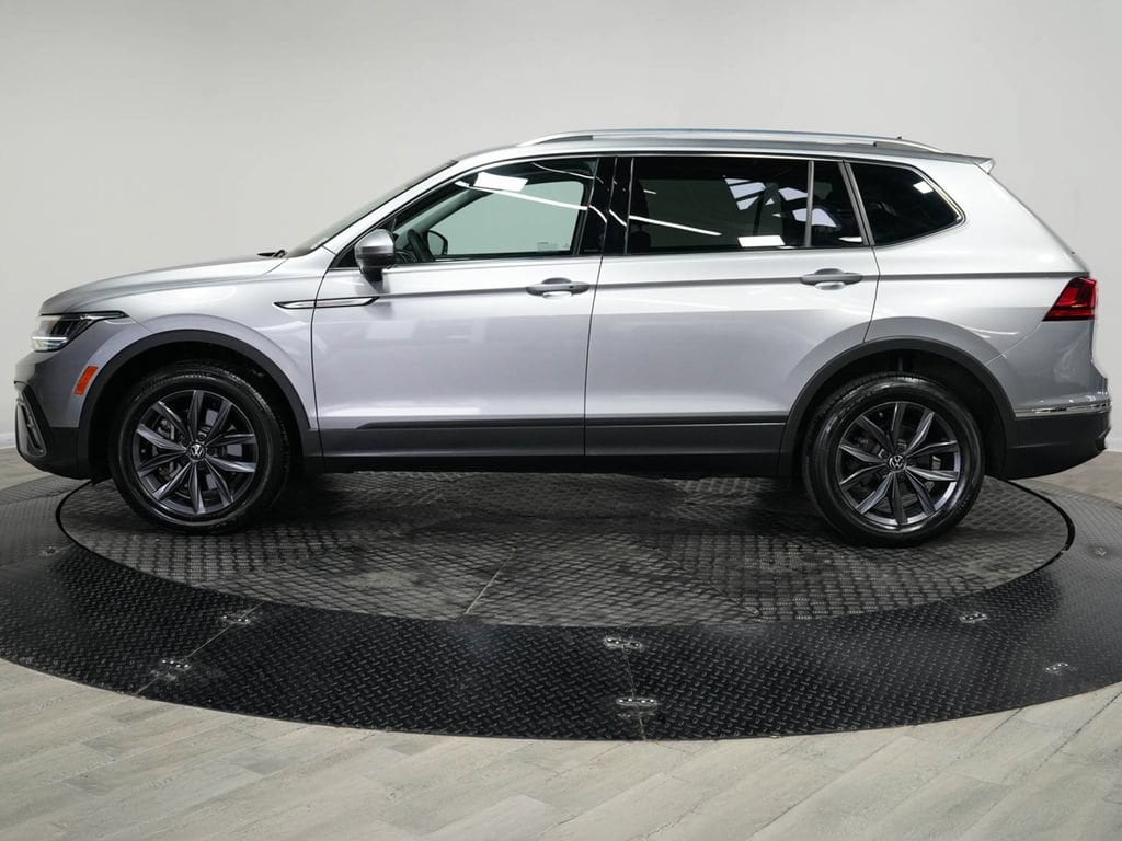 Used 2023 Volkswagen Tiguan SE
