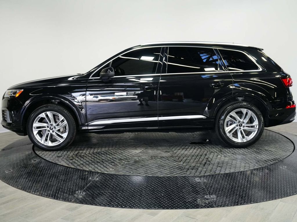 Used 2023 Audi Q7 Premium