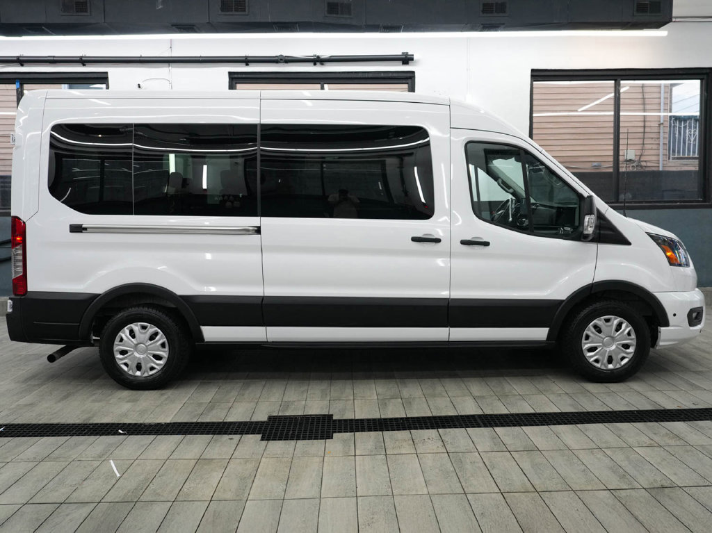 Used 2025 Ford Transit Passenger Wagon XL