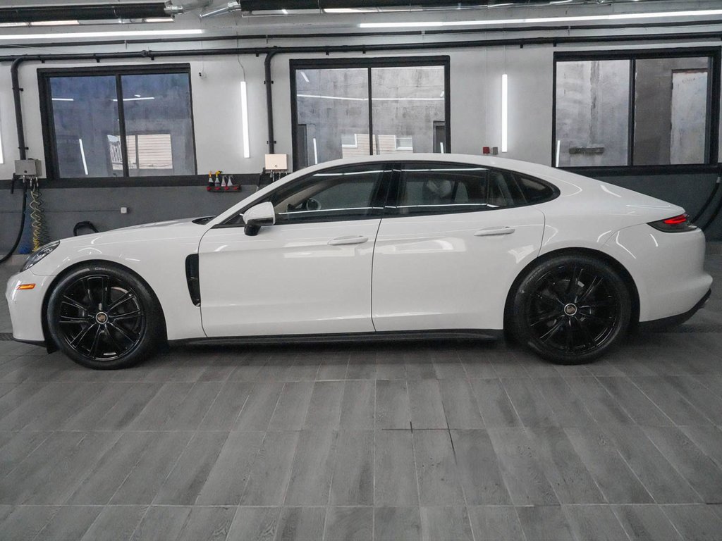 2022 Porsche Panamera 4 Platinum photo 4