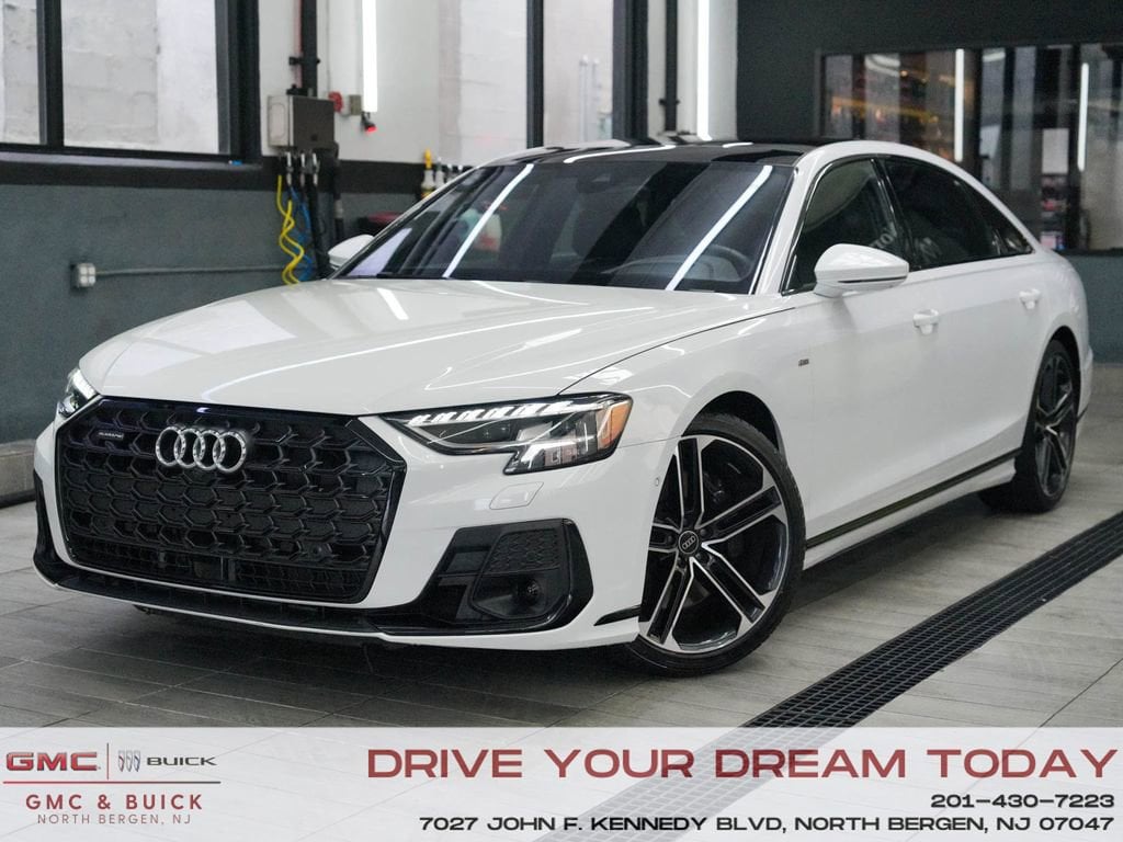 2025 Audi A8 55 TFSI L quattro Tiptronic's photo
