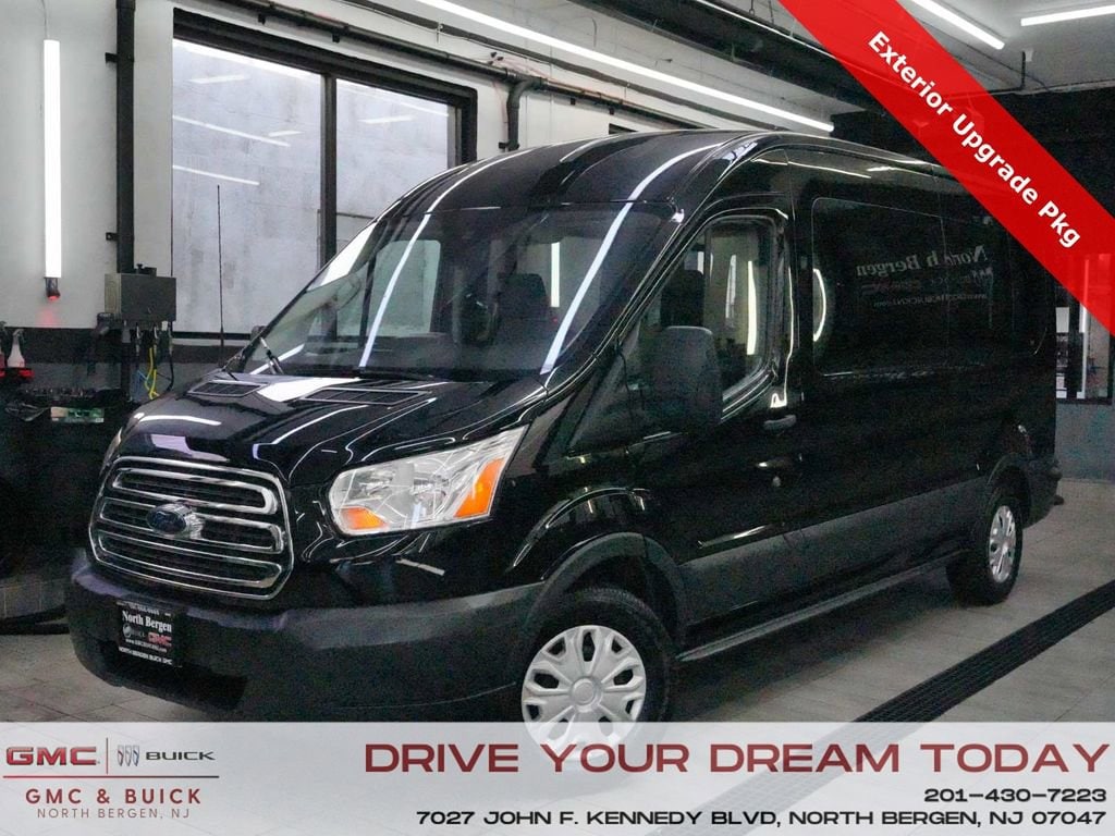 2018 Ford Transit 350 XLT Wagon Med Roof Sliding Pass. 148's photo