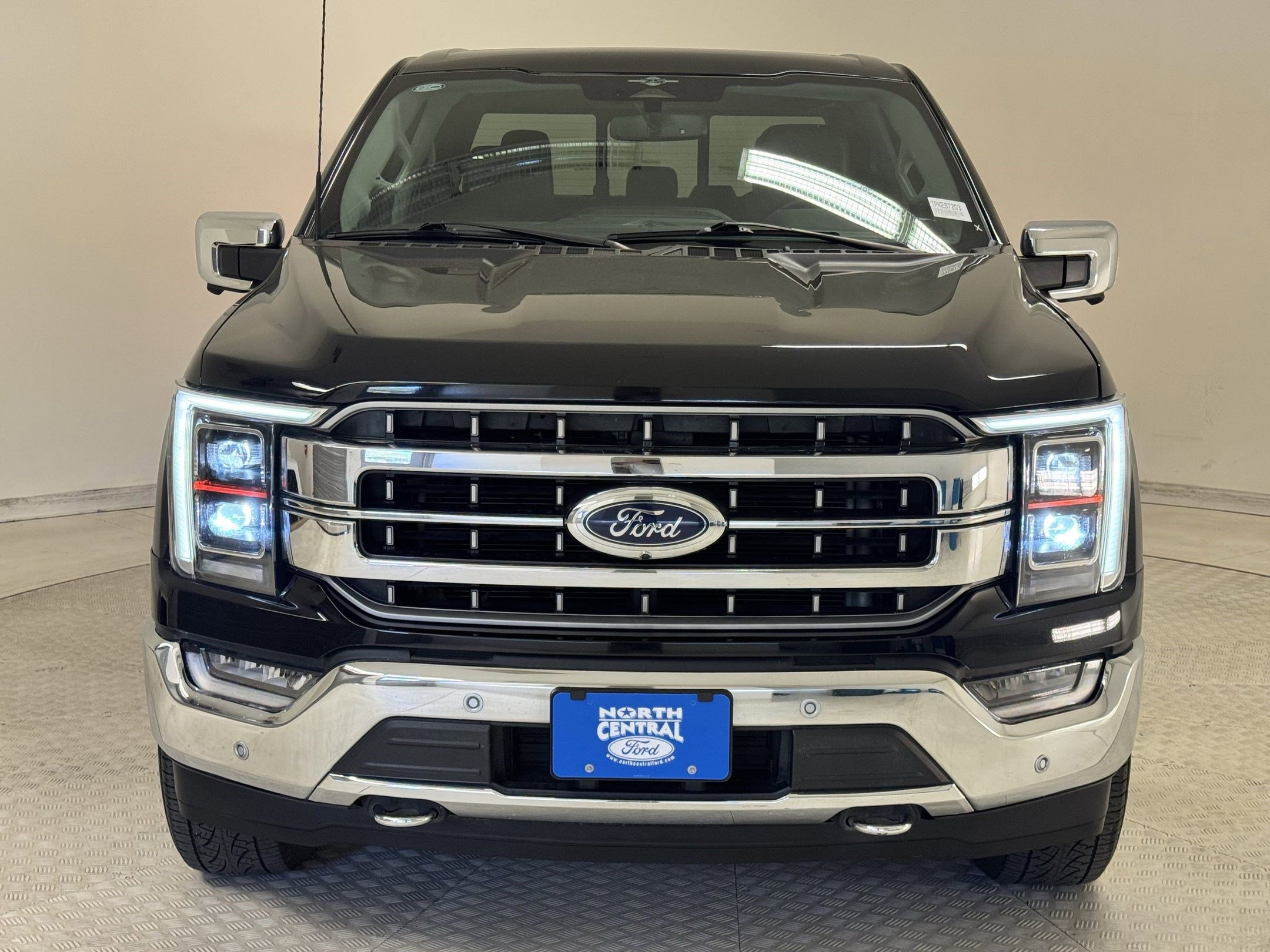2023 Ford F-150 Lariat photo 4