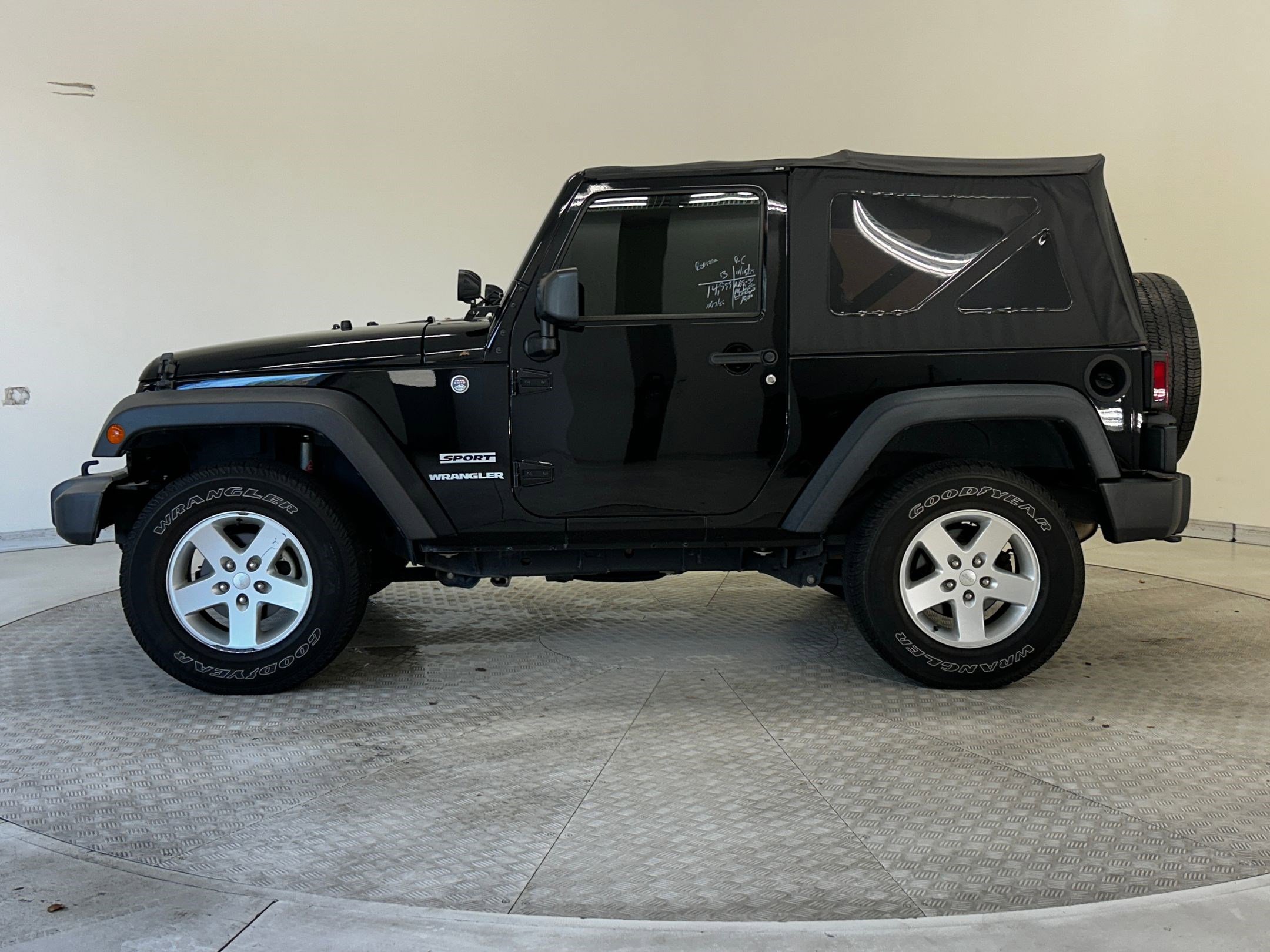 2016 Jeep Wrangler Sport photo 2