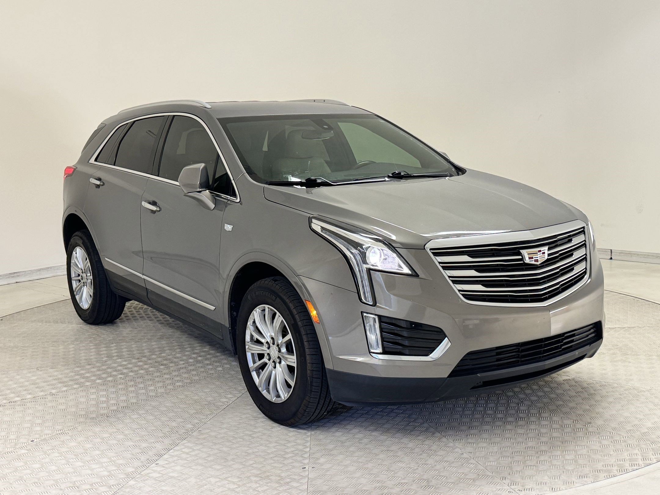 2019 Cadillac XT5 photo 3
