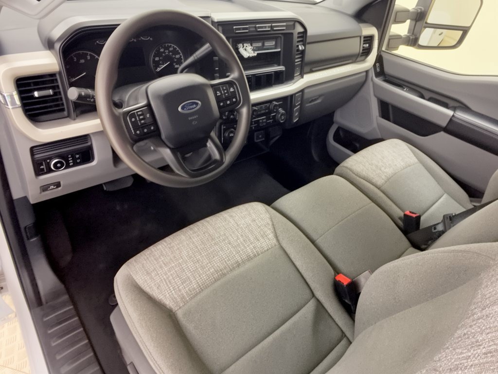 Certified 2024 Ford F-250 XLT Truck Crew Cab
