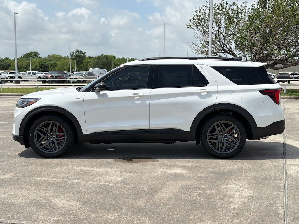 New 2026 Ford Explorer ST-Line SUV