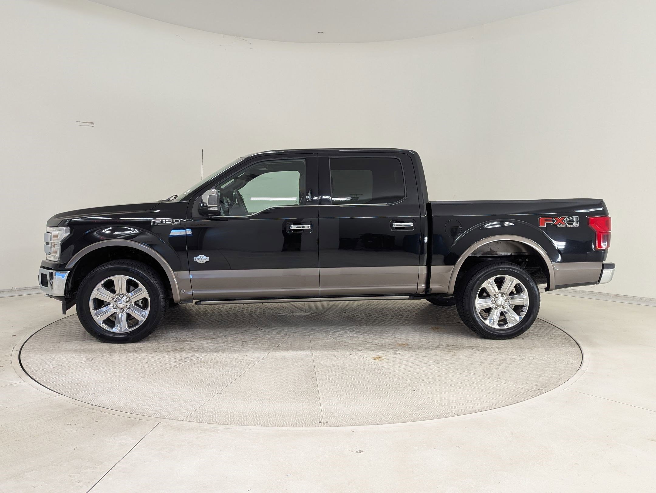 2019 Ford F-150 King Ranch photo 2