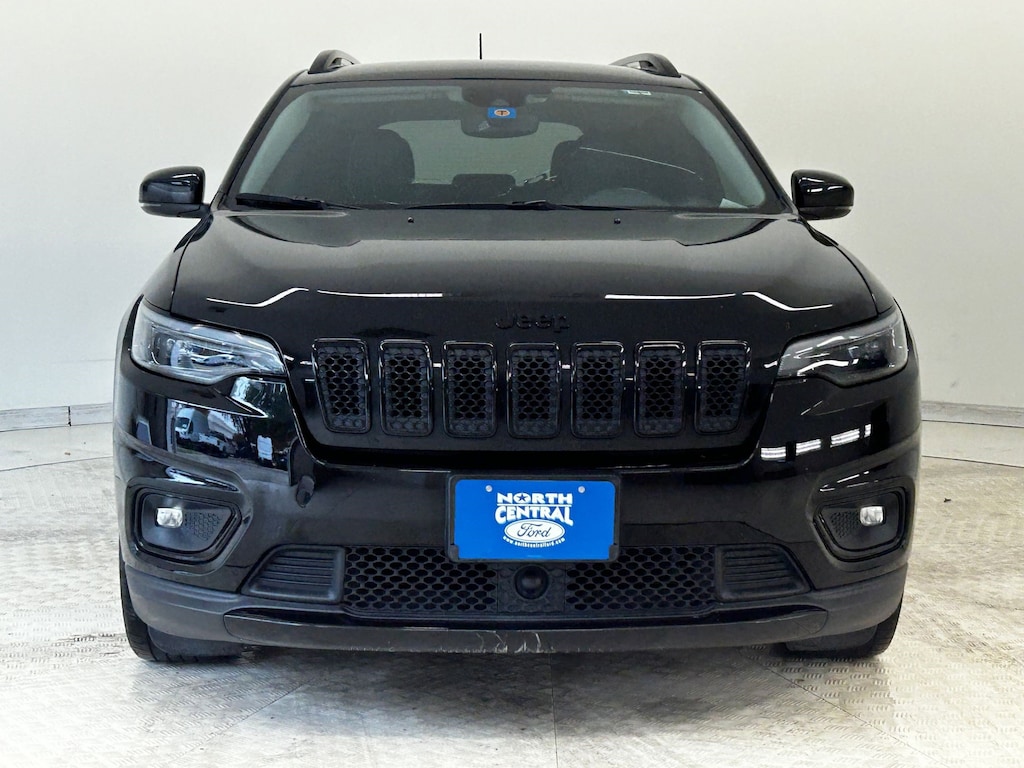 Used 2021 Jeep Cherokee Altitude SUV