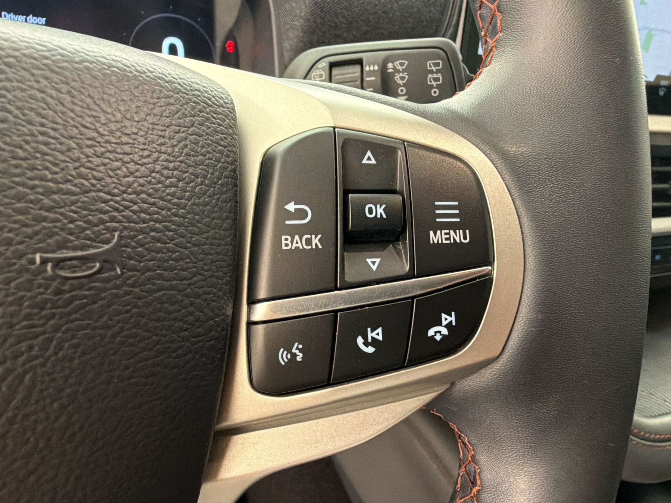 2025 Ford Explorer Active - Photo 32
