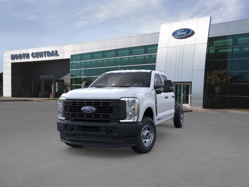 2025 Ford F-350 XL photo 2
