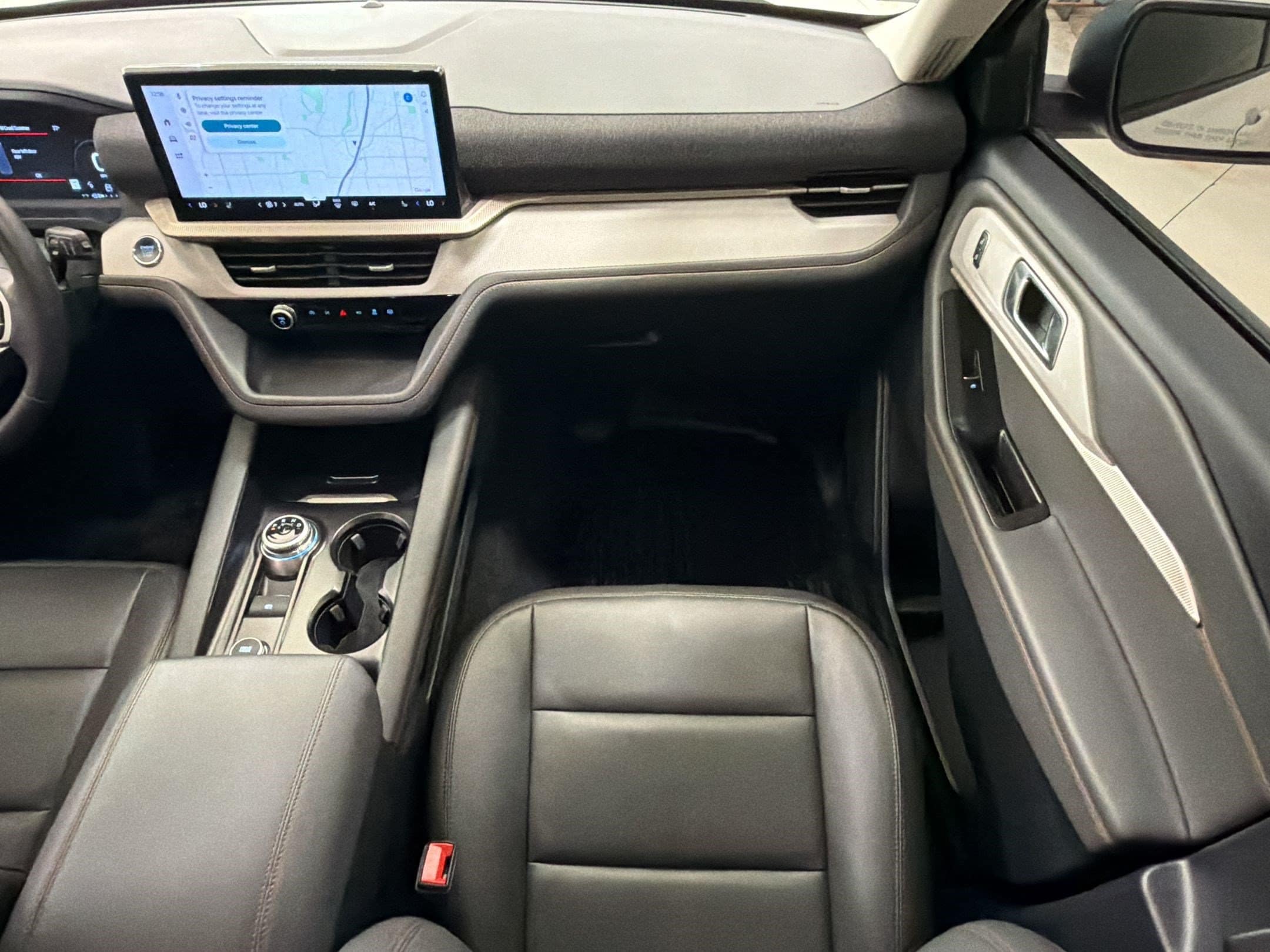 2025 Ford Explorer Active - Photo 30