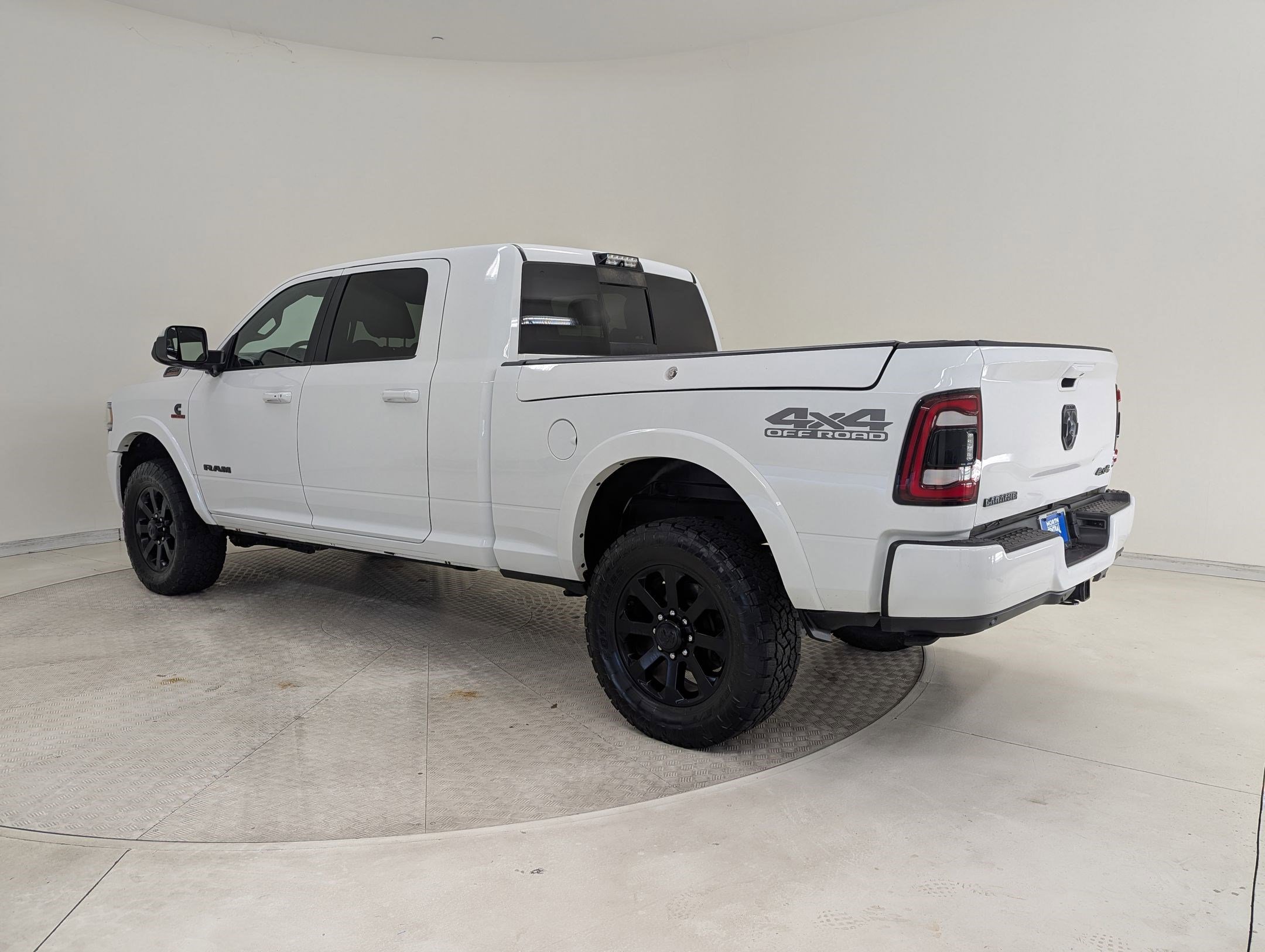 2019 Ram 2500 Laramie photo 3