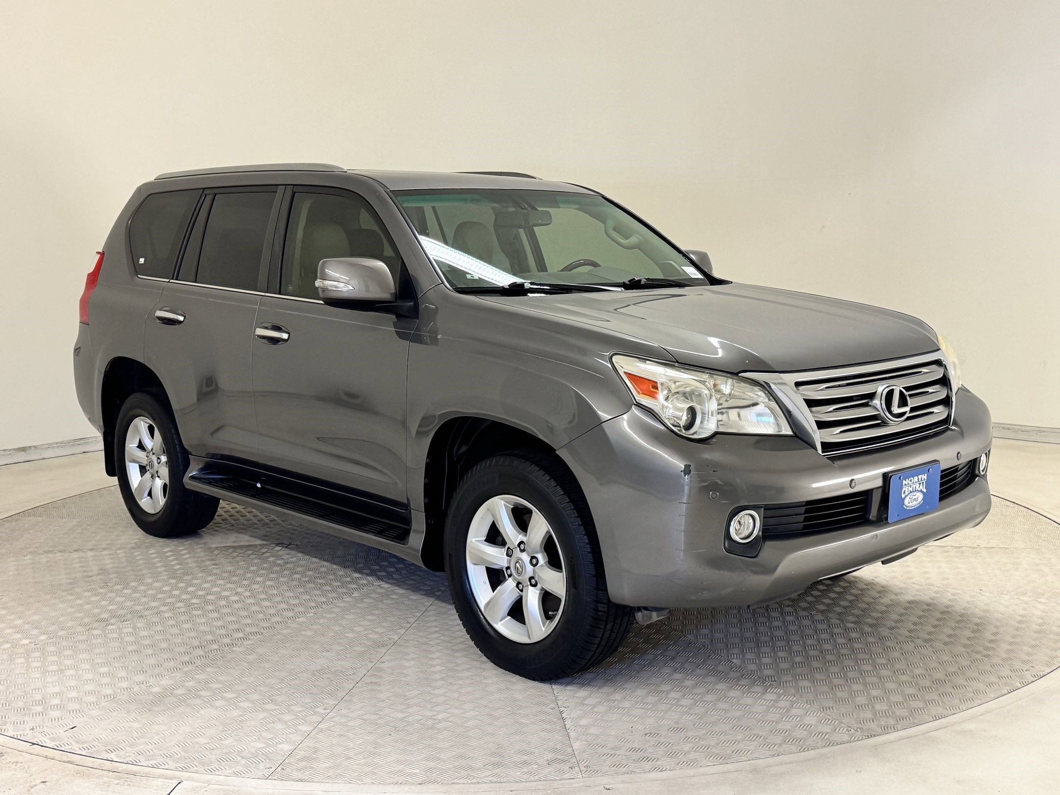 2010 Lexus GX 460 photo 2