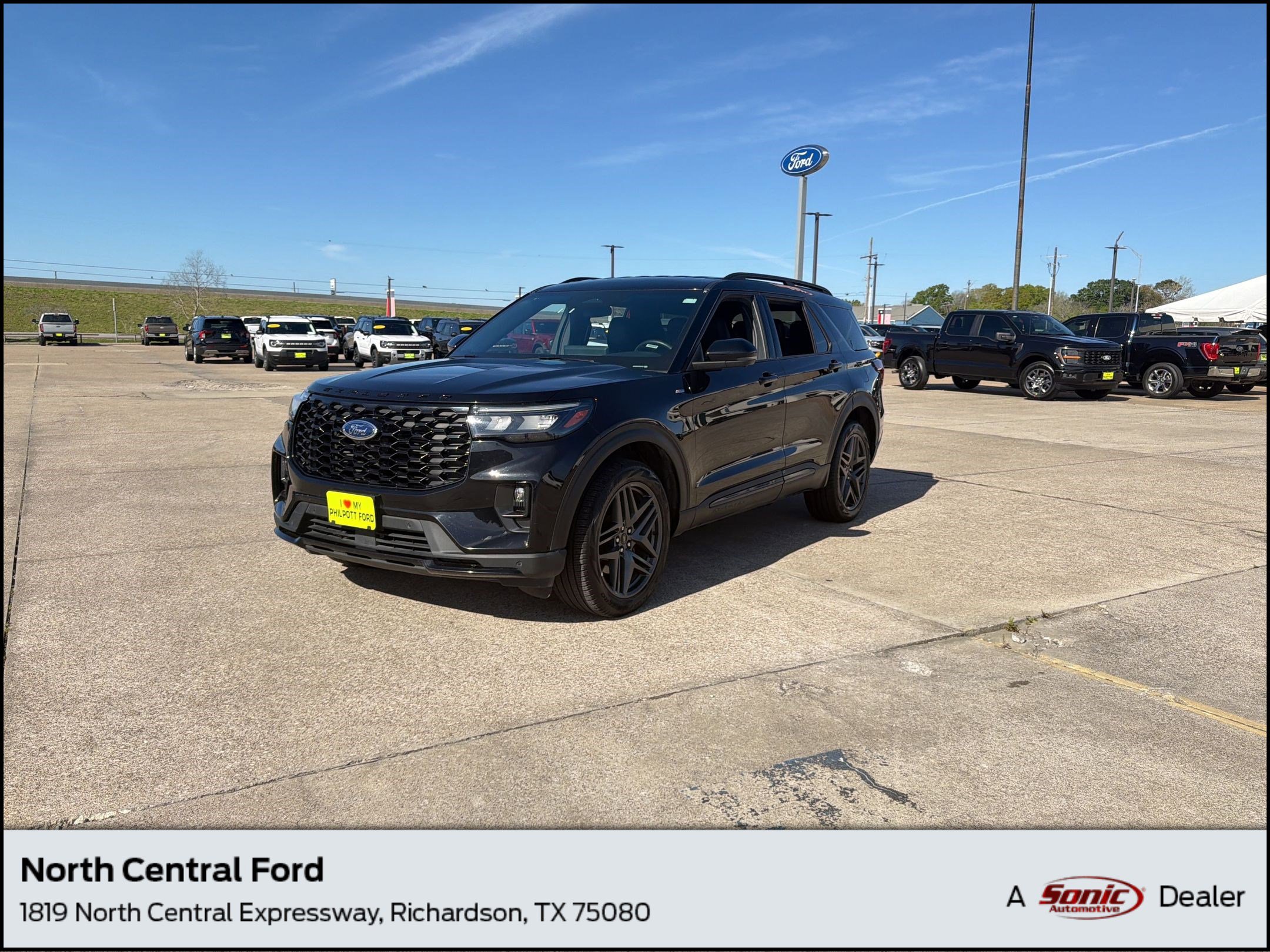 2025 Ford Explorer ST-LINE 4WD (PL535)'s photo