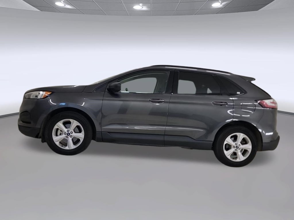 Used 2020 Ford Edge SE SUV